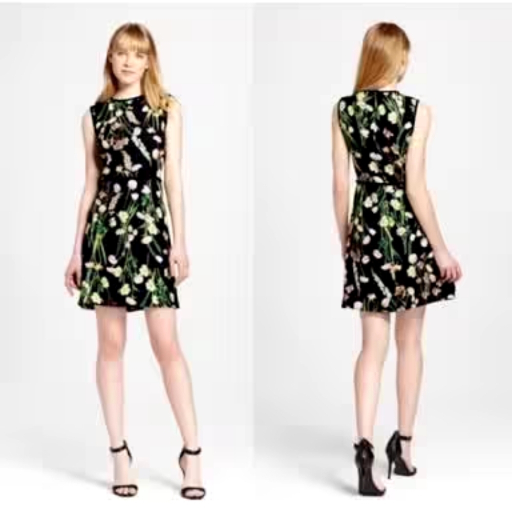 Victoria Beckham Floral Spring Sleeveless Mini-Dress, Size Medium - Picture 2 of 9